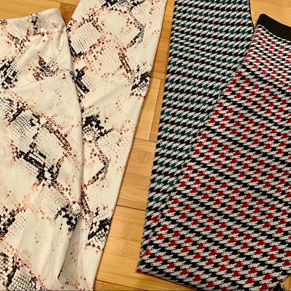 FABLETICS BUNDLE - Picture 2 of 2